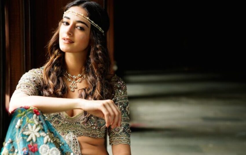  अनन्या पांडे (Ananya Panday)- दीपिकाकडून खूप काही शिकण्यासारखे आहे