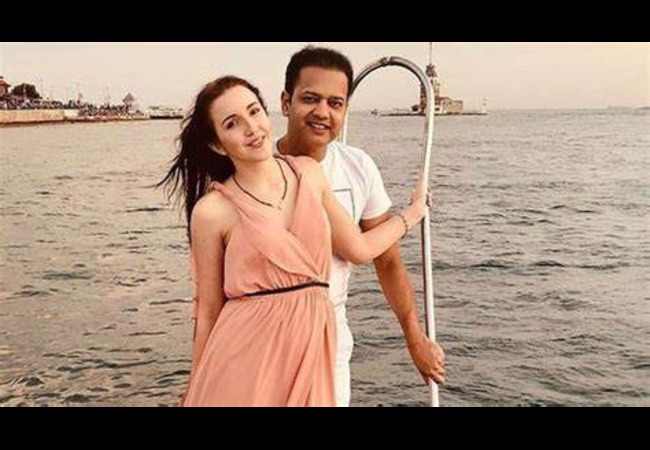 Rahul Mahajan Divorce