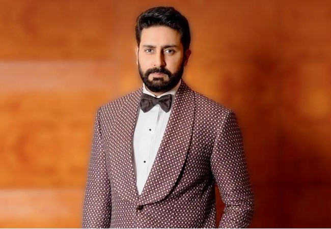  Abhishek Bachchan अनेक फ्लॉप सिनेमे दिल्यानंतर चमकले अभिषेक बच्चनचे नशीब, आज आहे कोट्यवधी संपत्तीचा मालक