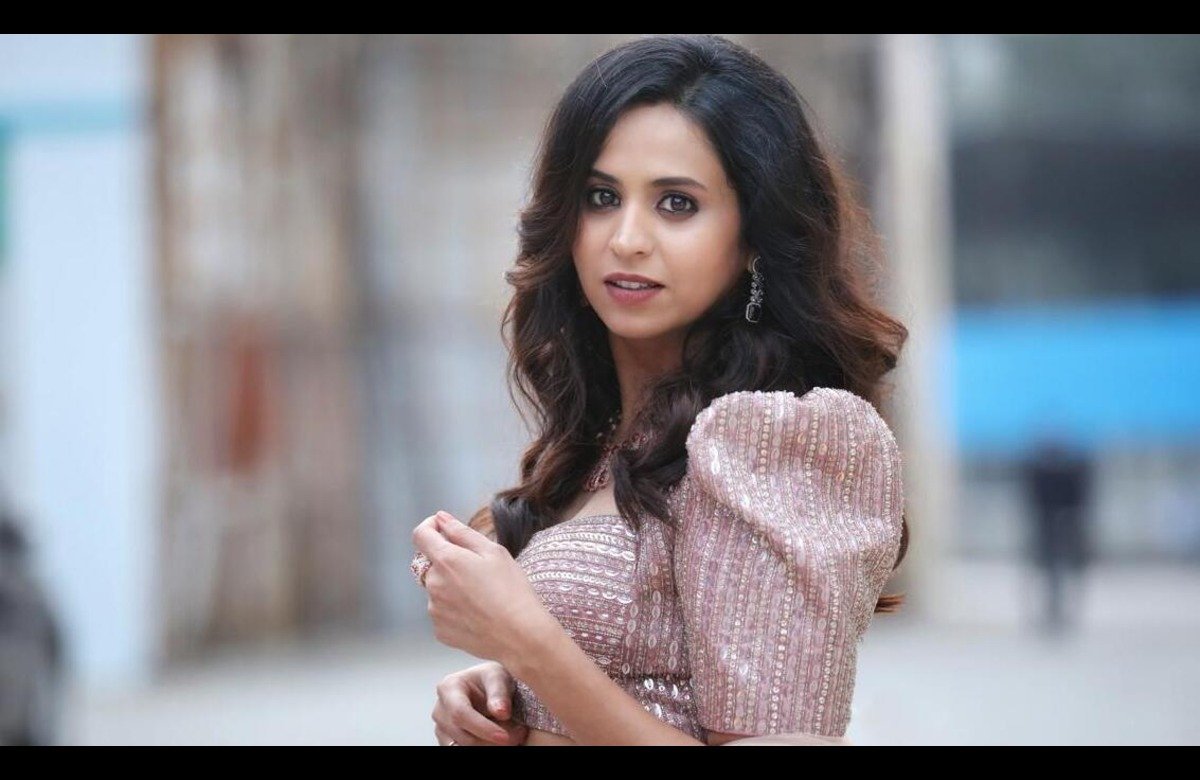 Swanandi Tikekar Marathi Natak