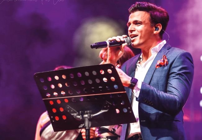 Abhijeet Sawant : जुन्या गाण्याला नवा साज;अभिजीत चाहत्यांना देणार सरप्राईज