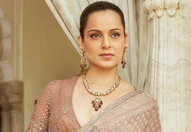 Kangana Ranaut : बॉलिवूड ते संसद भवन प्रवासानंतर आता थेट हॉलिवूड…