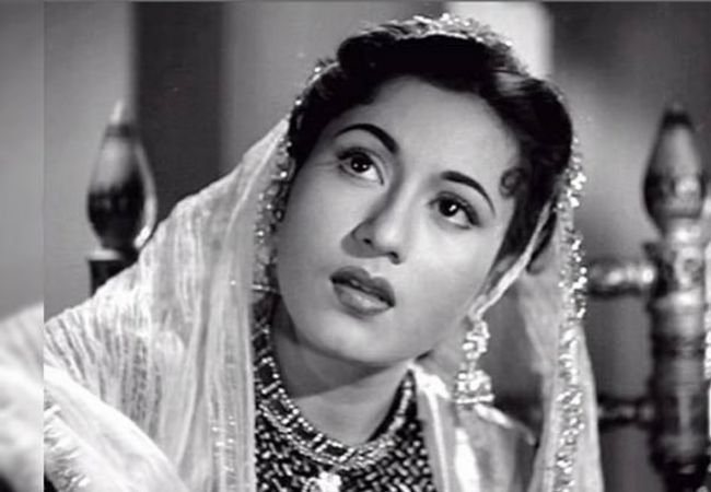 Madhubala फ्रँक काप्रा यांच्या हॉलीवूड मूव्हीमध्ये दिसली असती?