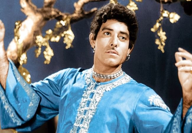 Raaj Kumar यांनी त्यांच्या अंत्यविधीबद्दल व्यक्त केली होती ‘ही’ इच्छा!