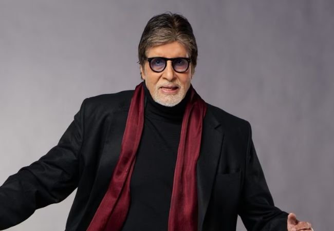  Amitabh Bachchan : १८ वर्षांपूर्वी बॉलिवूडचा Multi Star Cast चित्रपट ठरला होता फ्लॉप; पण गाणी होती हिट