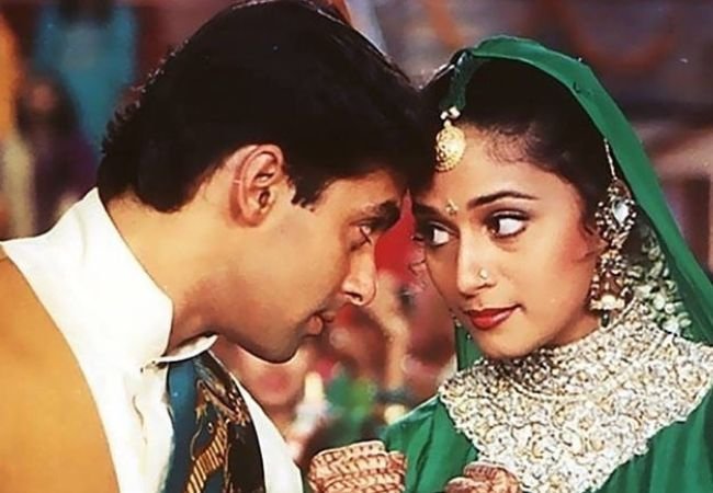 Madhuri Dixit जेव्हा सिंगल स्क्रिन जया थिएटरमध्ये ‘हम आपके है कौन?’ च्या विशेष खेळास आली होती…