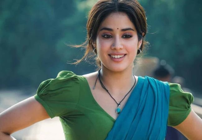 Janhavi Kapoor : मराठी भाषेचा उत्सव साजरा करुया; जान्हवीचा मराठी भाषेच्या मुद्दयात सहभाग!