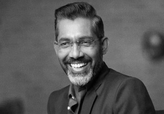 Nagraj Manjule : शाळेत असतानाच लागलेलं दारुचं व्यसन पण….; नागराज यांचा फिल्मी प्रवास…!