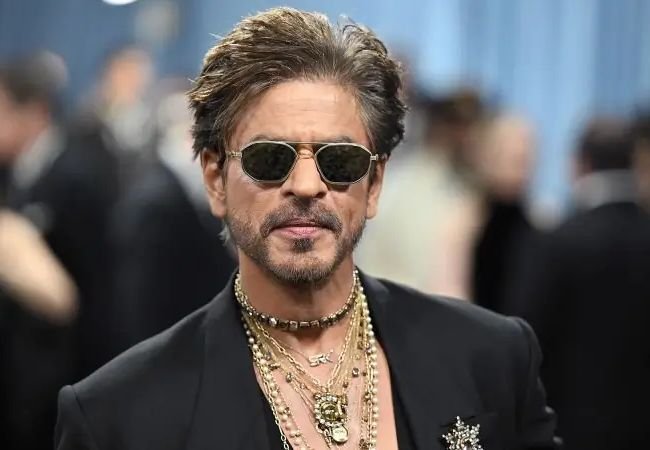  पहिल्यांदाच दिसली ‘किंग’ची झलक, Shah Rukh Khanचा लूक पाहून चाहते झाले थक्क!