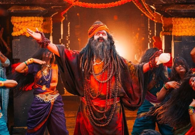  Mahesh Manjrekar पहिल्यांदाच दिसणार साधूच्या भूमिकेत; ‘पुन्हा शिवाजीराजे भोसले’ लूक झाला व्हायरल