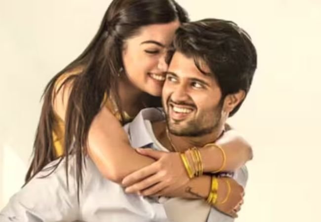  “मलाही कुटुंबाला वेळ द्यायचाय”; विजय देवरकोंडासोबत साखरपुडा झाल्यानंतर Rashmika Mandanna ची प्रतिक्रिया!