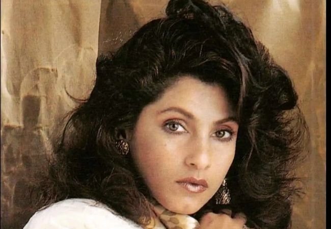 dimple kapadia and sagar movie