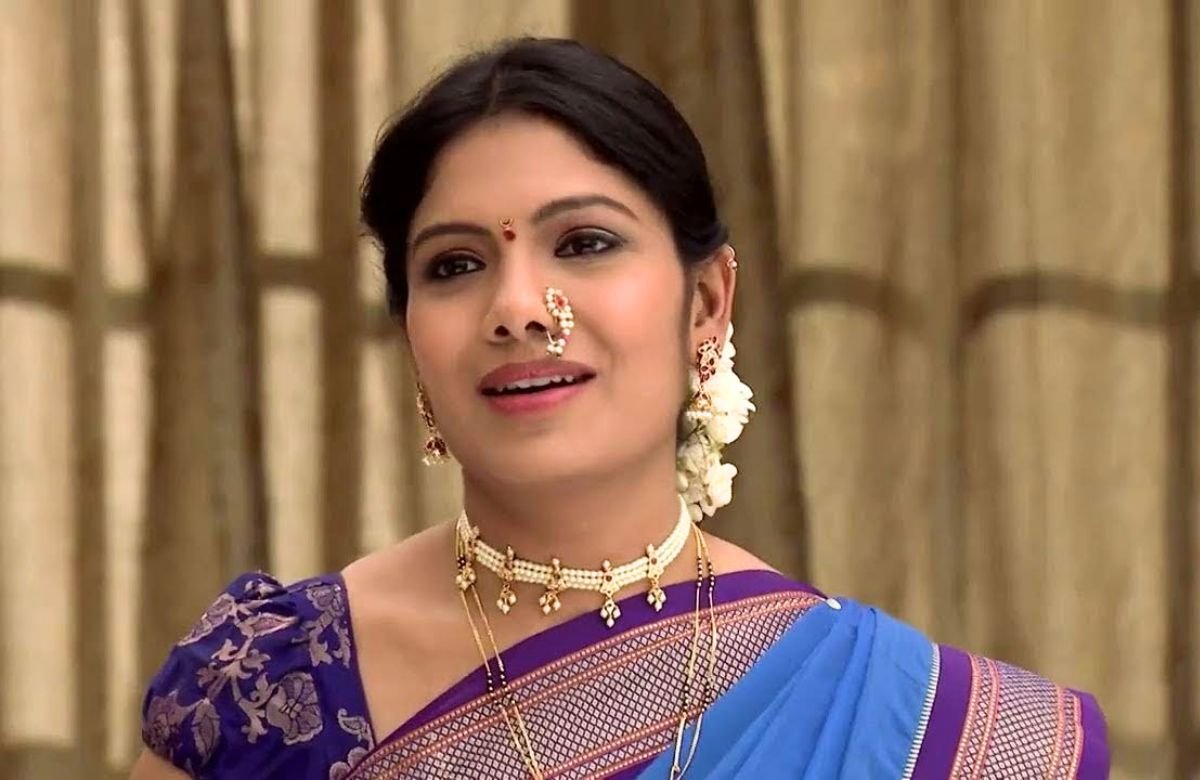 Actress Suruchi Adarkar