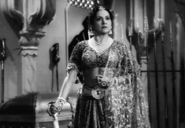 मराठी चित्रपटसृष्टीतील सर्वात श्रीमंत अभिनेत्री Durga Khote!