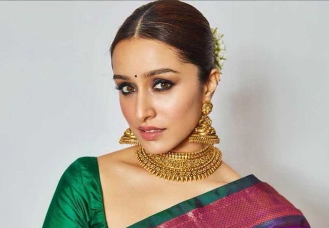 Shraddha Kapoor : पुण्यात ‘ईठा’ चित्रपटाचं शुटींग पूर्ण!