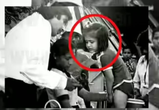 जेव्हा अमिताभ बच्चन यांनी लहानग्या Kareena Kapoor हिचे पाय धुतले!